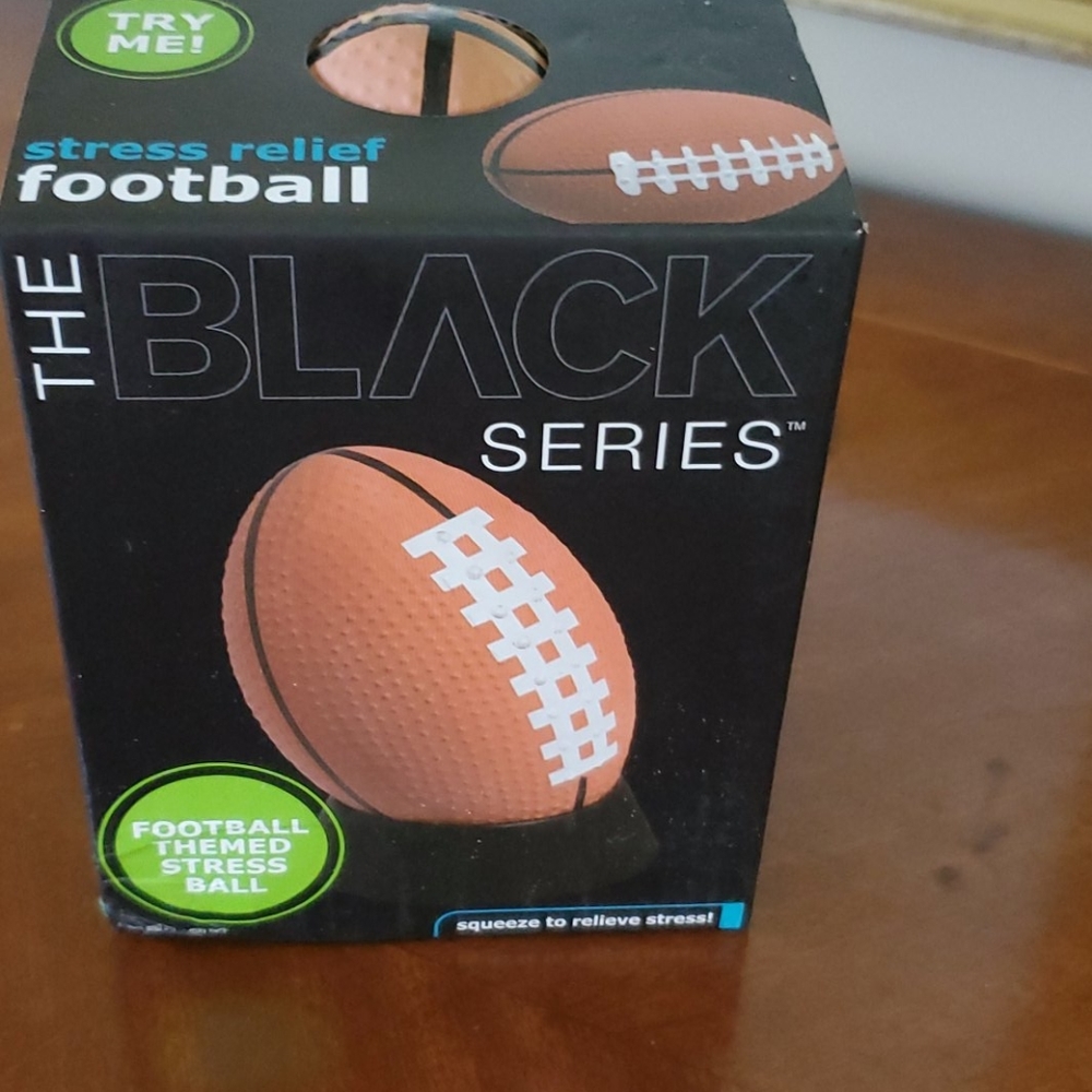 FOOTBALL Stress Relief The Black Series